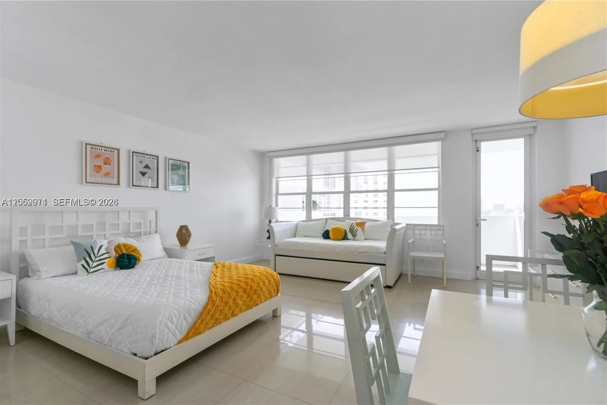 100 Lincoln Rd #1503, Miami Beach: photo 1 of 19