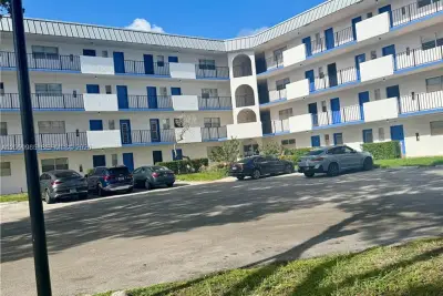6361 N Falls Cir Dr #311, Lauderhill: photo 1 of 11