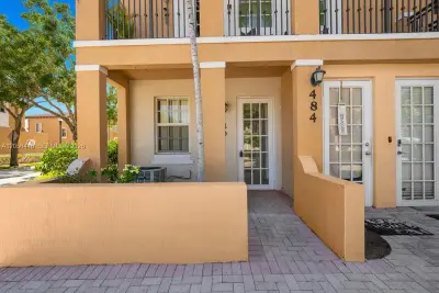 480 SW 147th Ave #4616, Pembroke Pines: photo 1 of 39