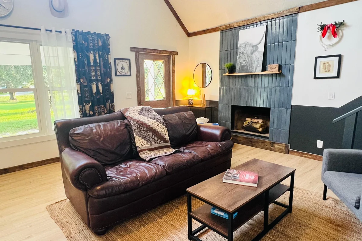 9706 Sandy Rd, Jupiter: photo 1 of 18