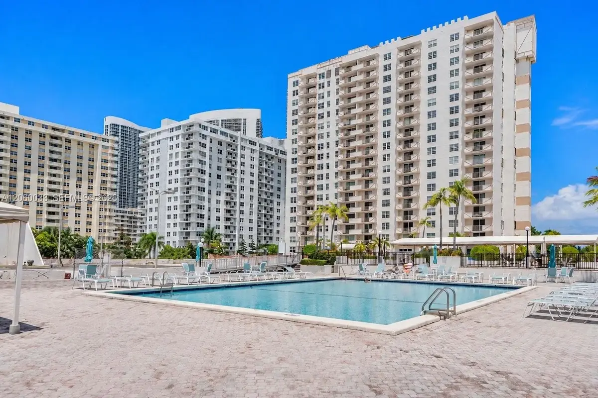 1865 S Ocean Dr #11J, Hallandale Beach: photo 1 of 34