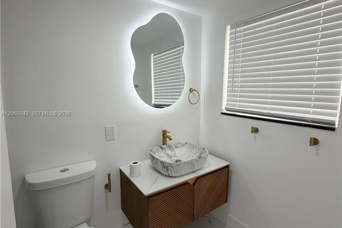 316 Surfside Blvd #2, Surfside: photo 1 of 11