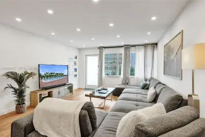 401 Golden Isles Dr #302, Hallandale Beach: photo 1 of 56