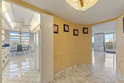 2751 S Ocean Dr #501N, Hollywood: photo 1 of 35