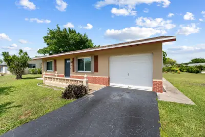 7000 NW 95th Ter, Tamarac: photo 1 of 24