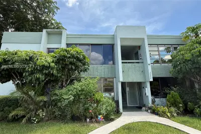 3992 N Pine Island Rd #2A, Sunrise: photo 1 of 15