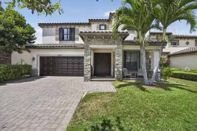 4577 Willow Run Way, Lake Worth: photo 1 of 54