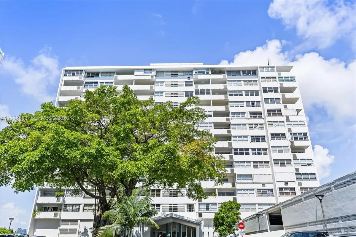 3 Island Ave #09L, Miami Beach: photo 1 of 12