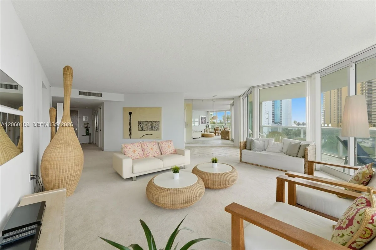 16400 Collins Ave #544, Sunny Isles Beach: photo 1 of 38
