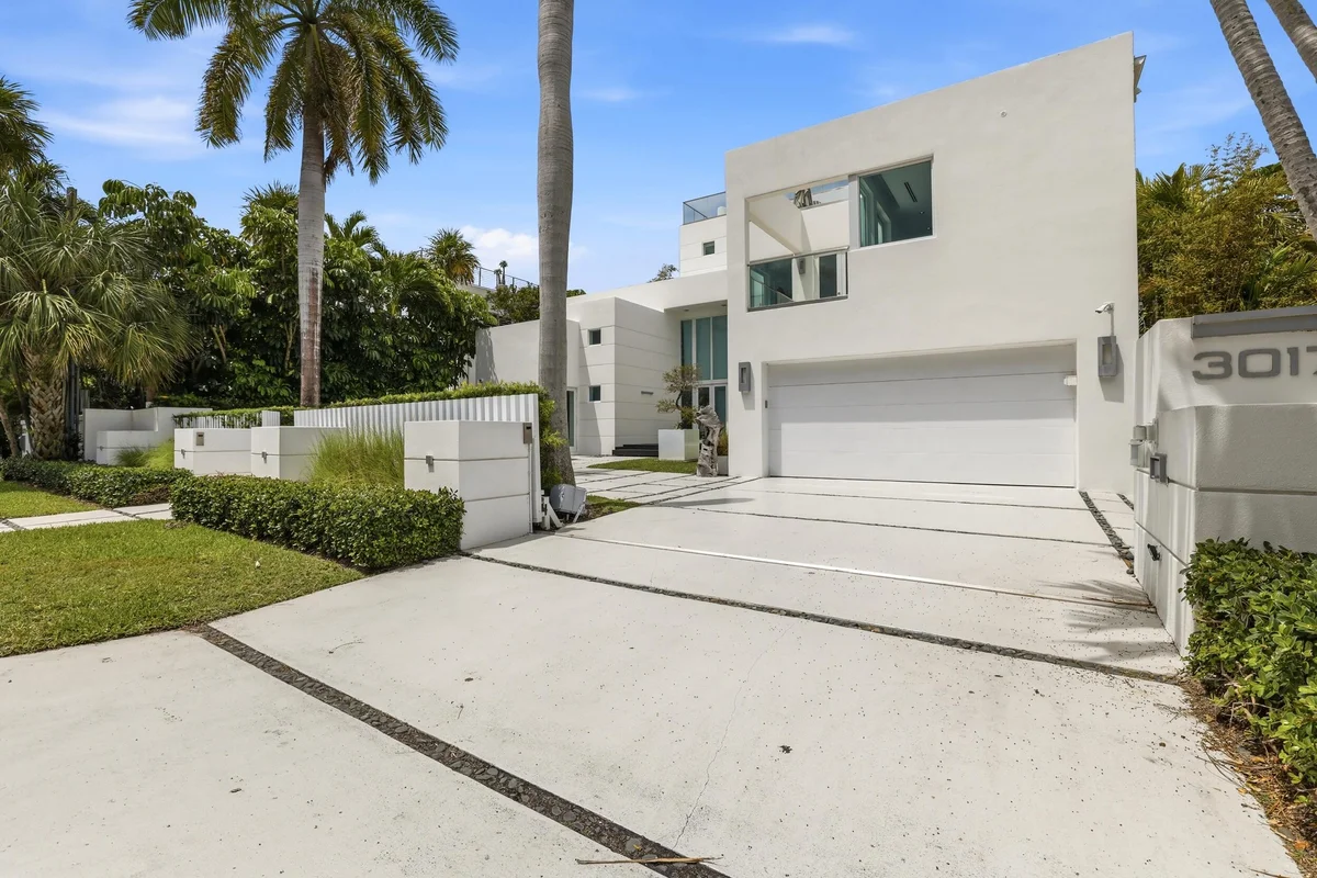 3017 N Atlantic Blvd, Fort Lauderdale: photo 1 of 53