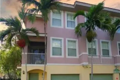 6540 W Sample Rd, Coral Springs: photo 1 of 28