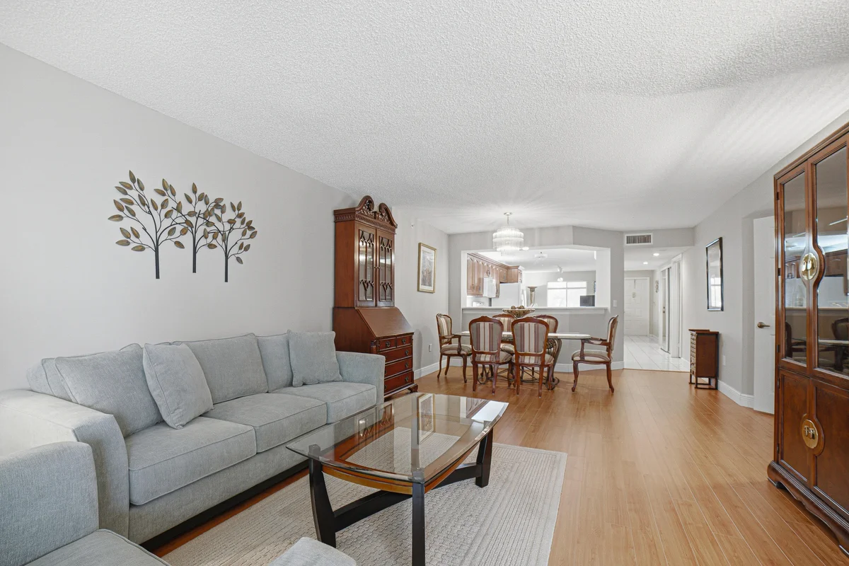 7643 Granville Dr #210, Tamarac: photo 1 of 29