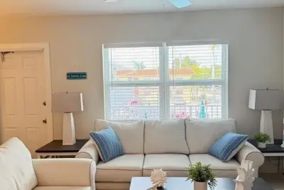4658 Bougainvilla Dr #59, Lauderdale-by-the-Sea: photo 1 of 28