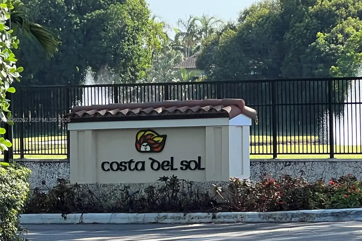 9735 Costa Del Sol Blvd #F-101, Doral: photo 1 of 64
