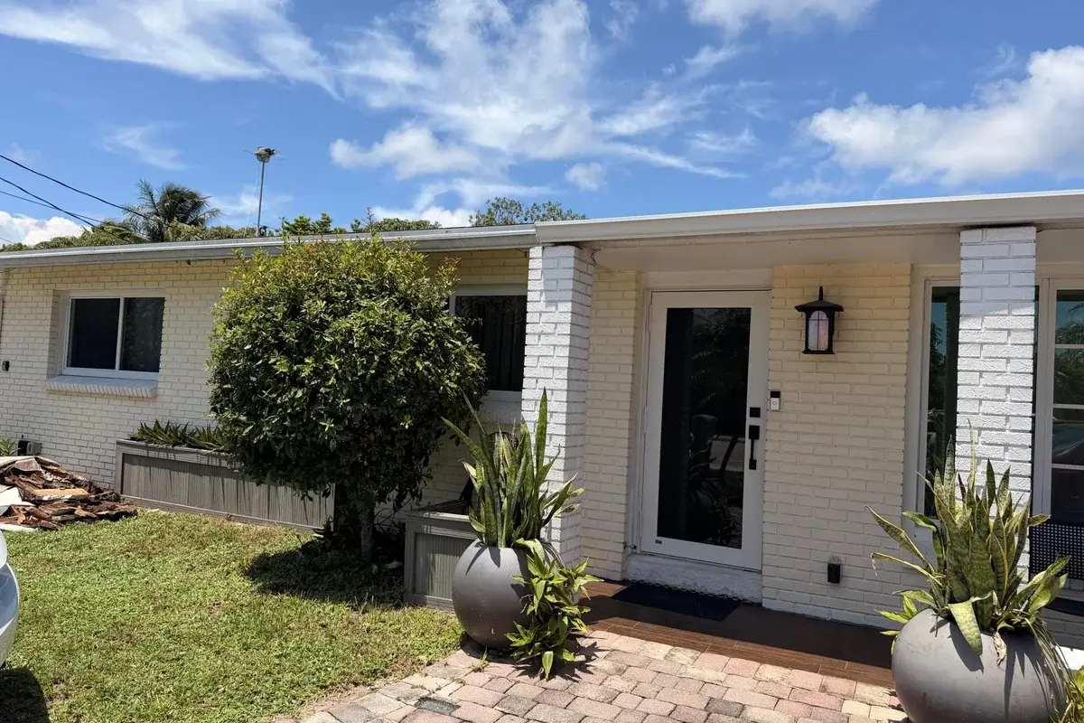 1905 S Florida Mango Rd, West Palm Beach: photo 1 of 34