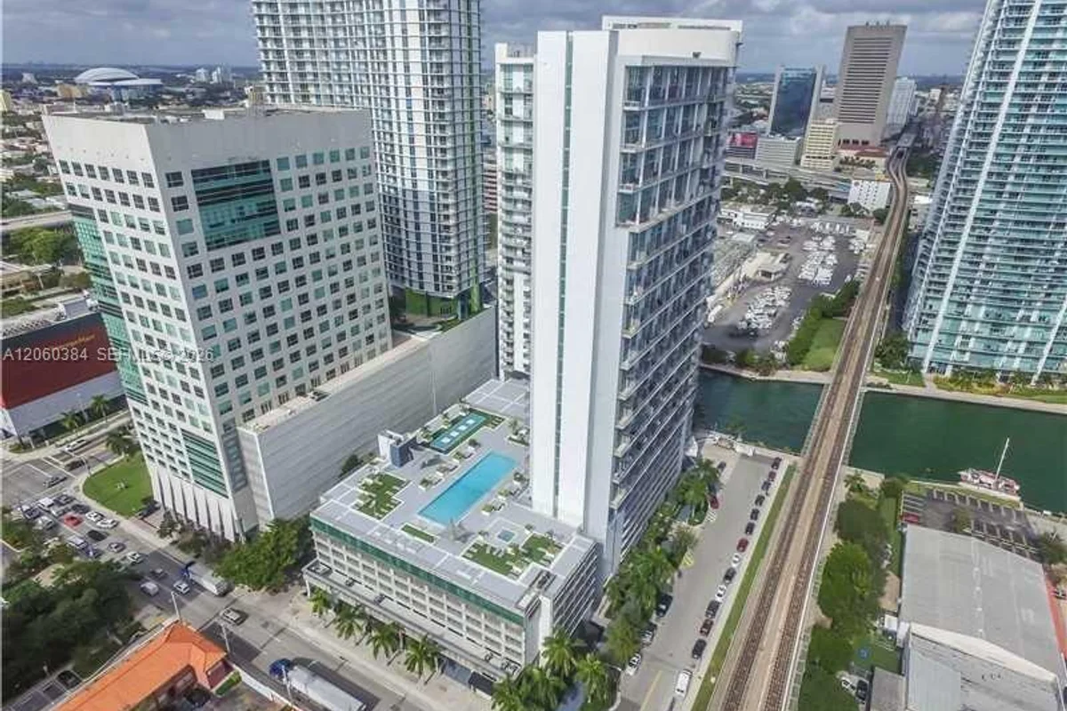 690 SW 1st Ct #1923, Miami: photo 1 of 17