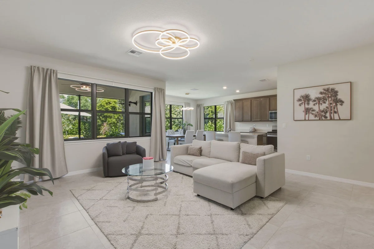 4601 Pinehurst Trl E, Oakland Park: photo 1 of 40