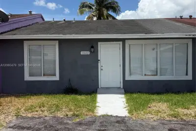 18602 NW 46th Ave, Miami Gardens: photo 1 of 8