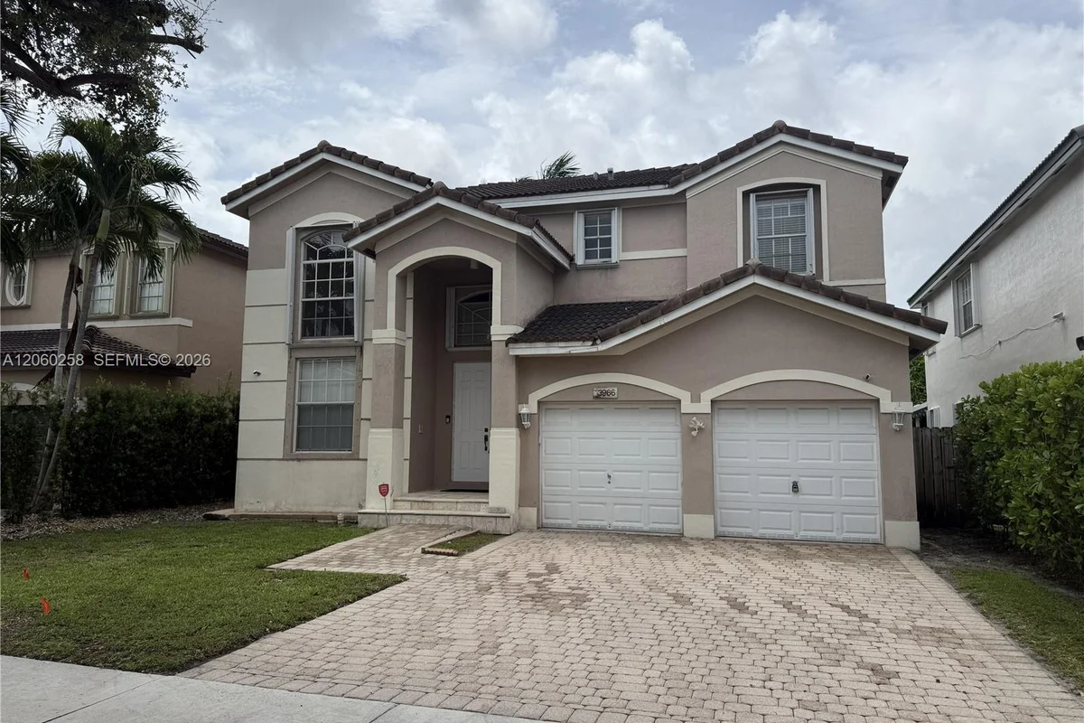 13966 SW 155th St, Miami: photo 1 of 38