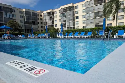 820 S Hollybrook Dr #303, Pembroke Pines: photo 1 of 16