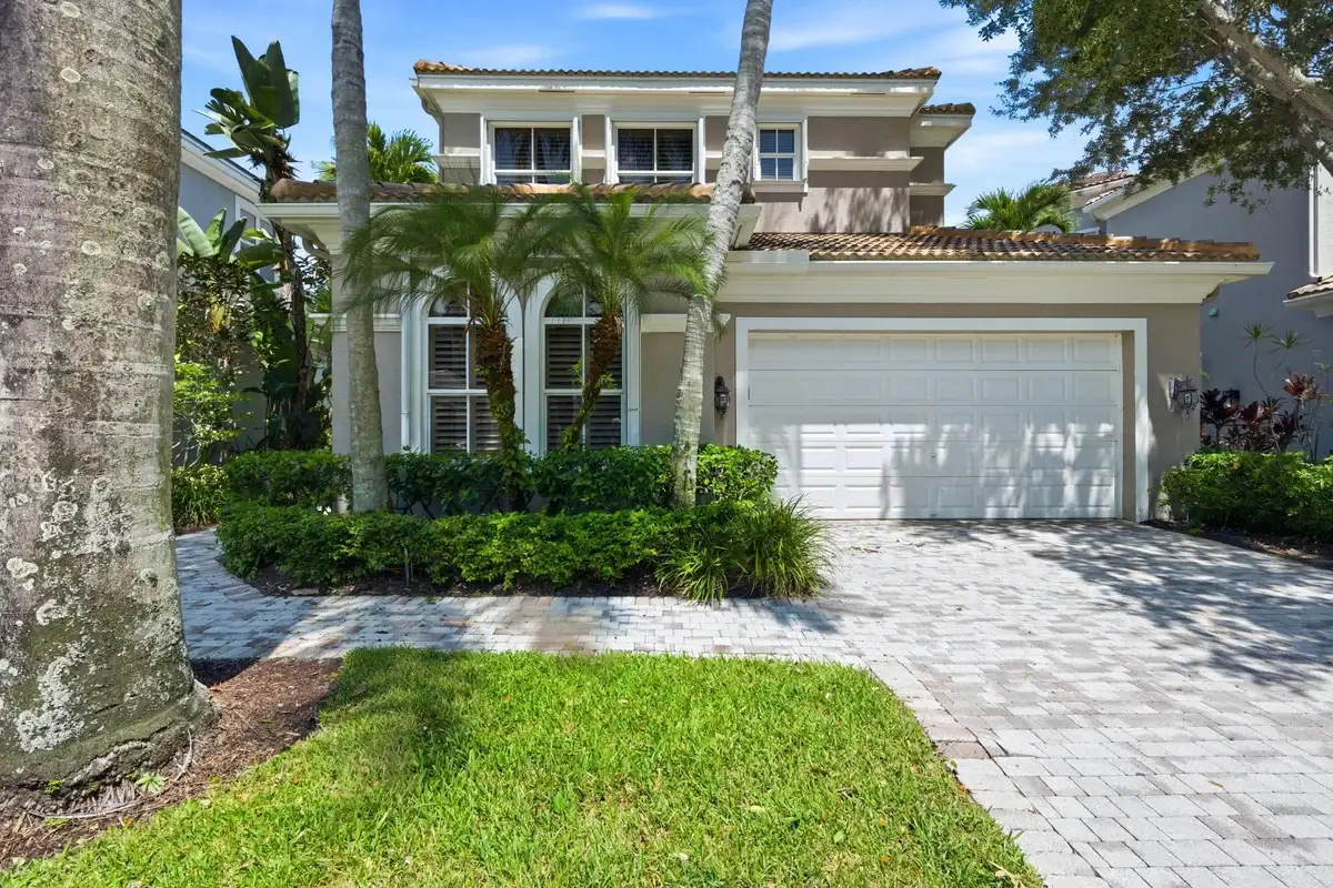 136 Andalusia Way, Palm Beach Gardens: photo 1 of 35