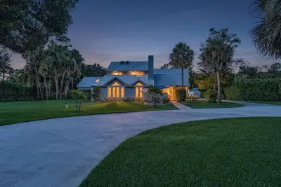 14757 Stirrup Ln, Wellington: photo 1 of 39