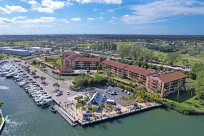 1036 US Hwy 1 #224, North Palm Beach: photo 1 of 42