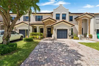 11225 SW 238th St, Homestead: photo 1 of 36