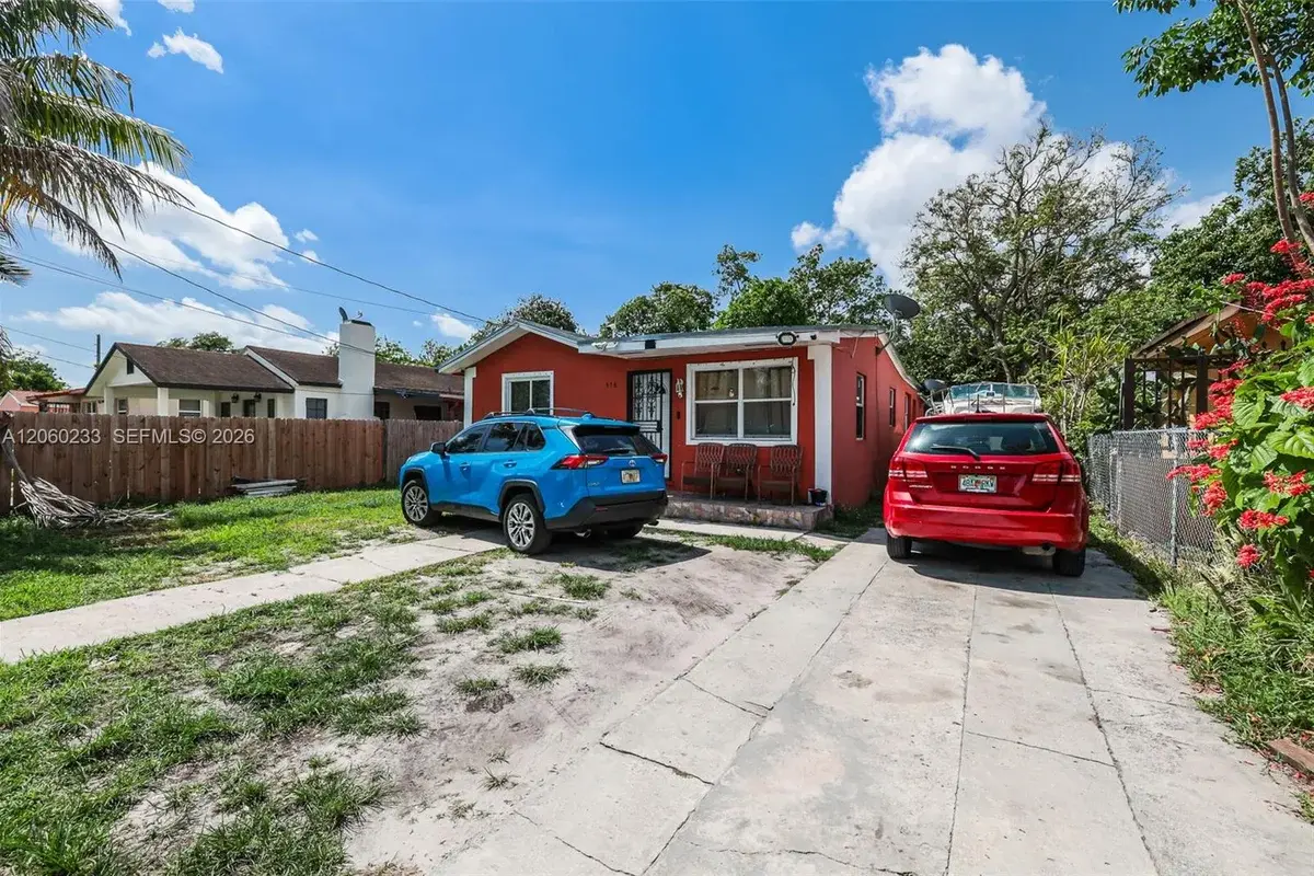 578 NW 97th St, Miami: photo 1 of 73