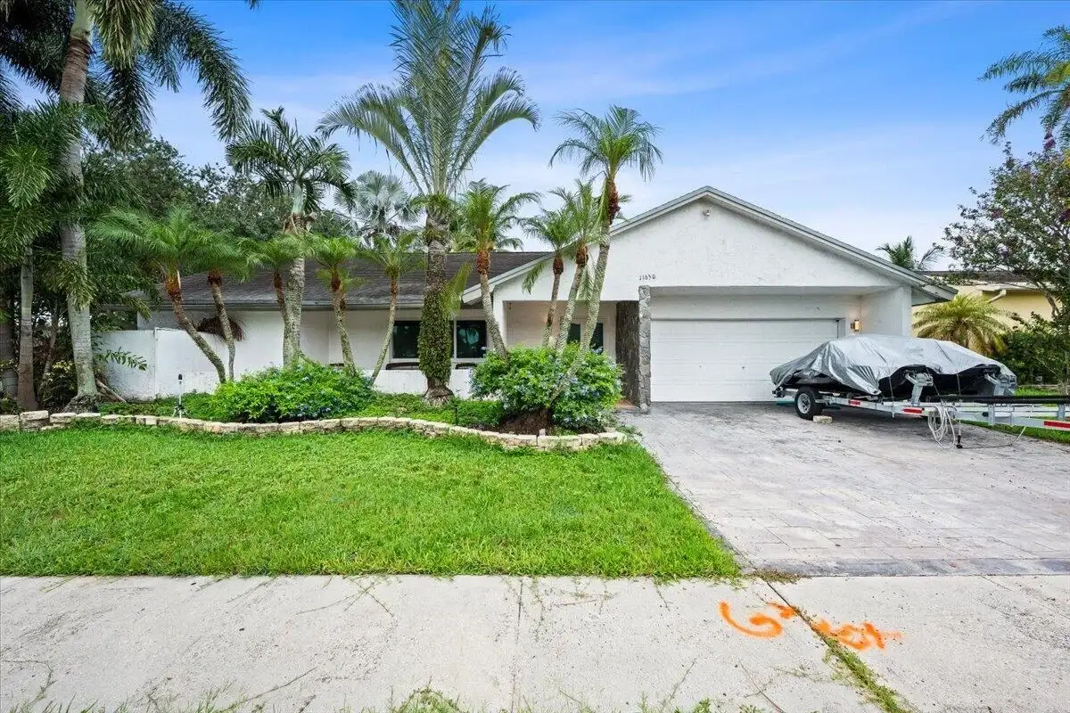 11650 NW 39th Pl, Sunrise: photo 1 of 30