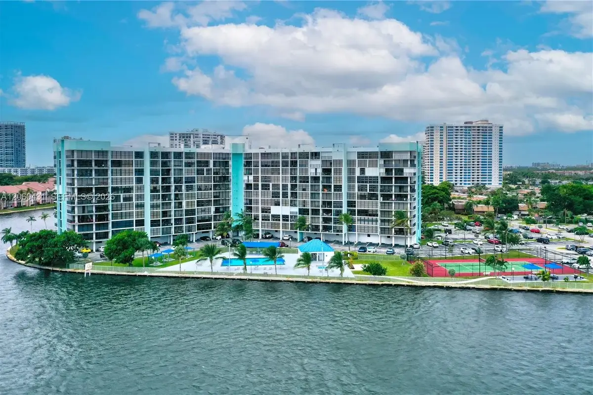 200 Leslie Dr #329, Hallandale Beach: photo 1 of 59