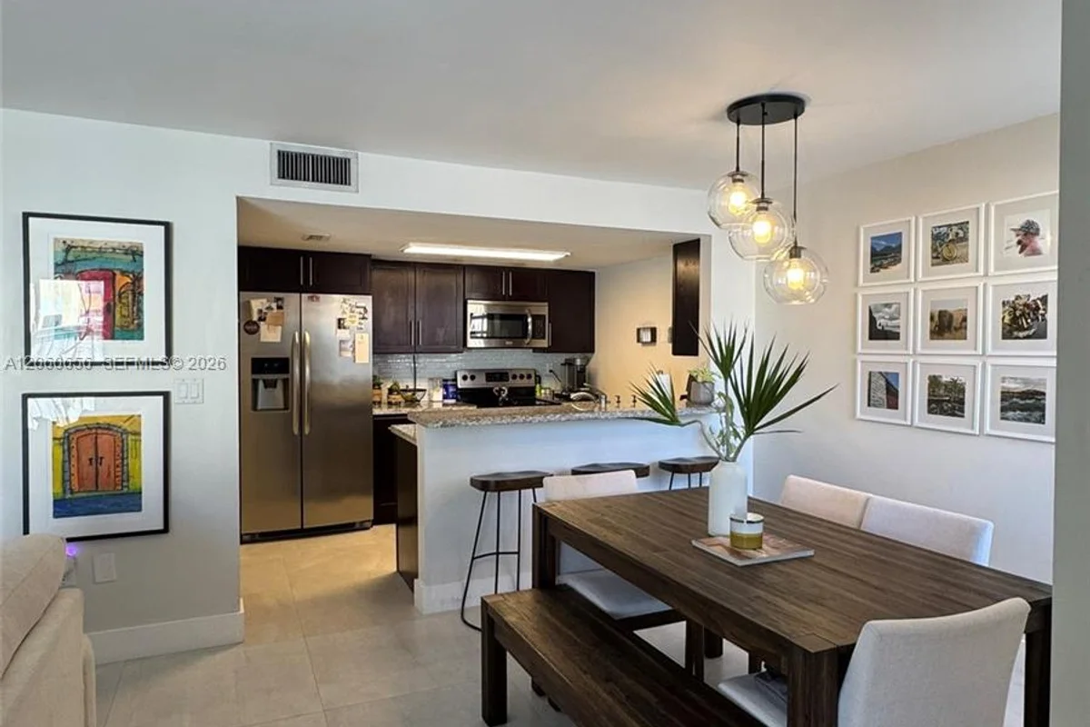 6845 SW 45th Ln #10, Miami: photo 1 of 19