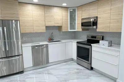 4337 SW 49th St, Dania Beach: photo 1 of 28