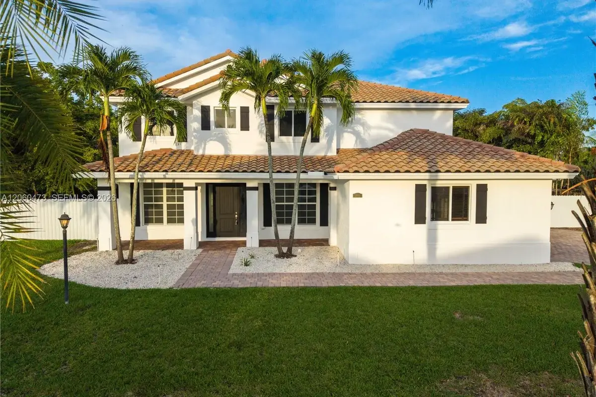 21101 SW 132nd Ct, Miami: photo 1 of 74