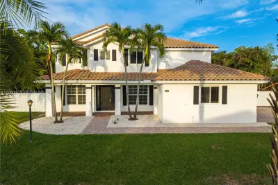 21101 SW 132nd Ct, Miami: photo 1 of 74