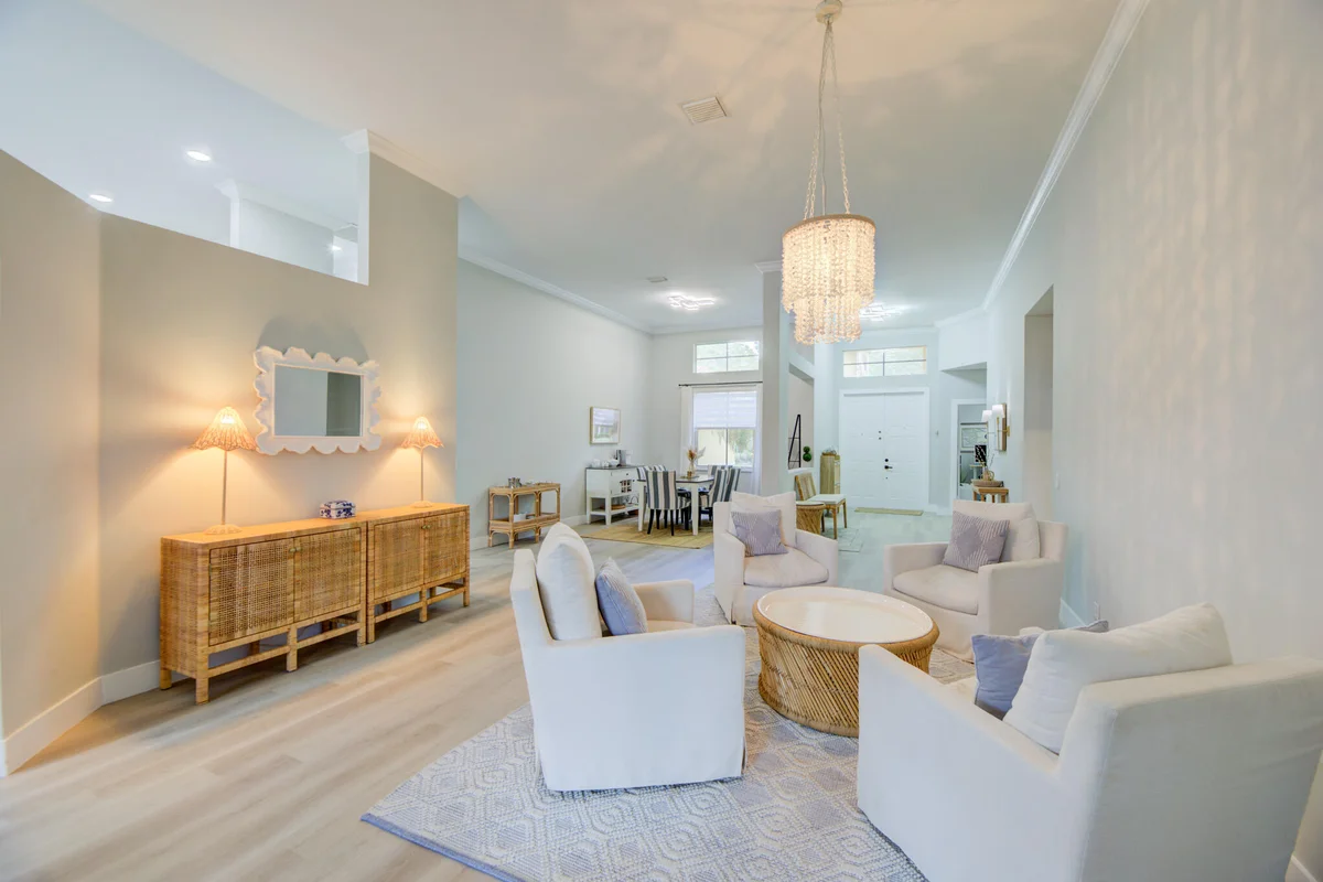 1635 Blue Jay Cir, Weston: photo 1 of 76