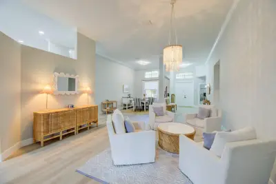 1635 Blue Jay Cir, Weston: photo 1 of 76