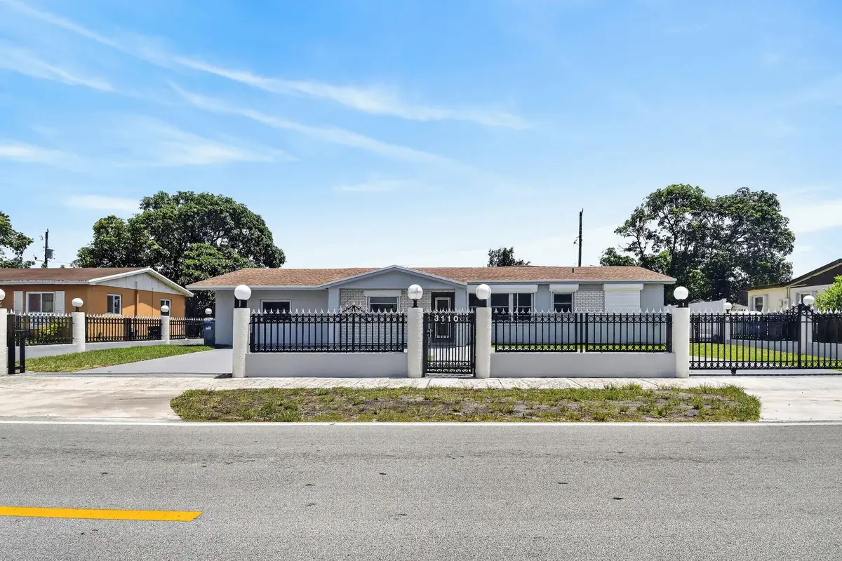 3110 NW 211th St, Miami Gardens: photo 1 of 29
