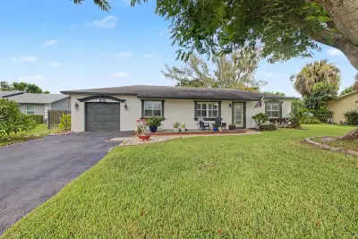 19732 Colorado Cir, Boca Raton: photo 1 of 36