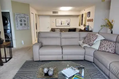3600 Mystic Pointe Dr #1111, Aventura: photo 1 of 43