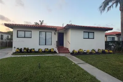 5171 SW 6th St, Miami: photo 1 of 30
