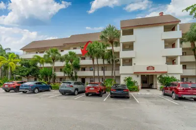 12524 Shoreline Dr #302, Wellington: photo 1 of 31
