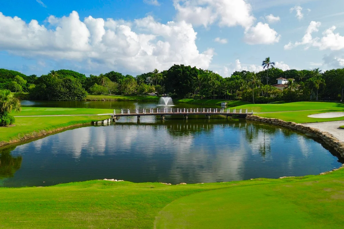 210 Coral Cay Ter, Palm Beach Gardens: photo 1 of 48