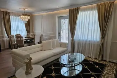 611 NE 14th Ct, Fort Lauderdale: photo 1 of 37