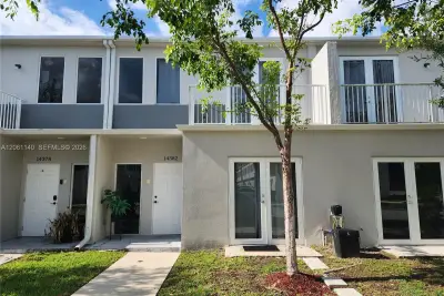 14382 SW 258th Ln, Homestead: photo 1 of 6