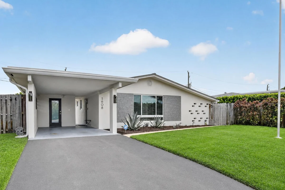 1608 NE 14th Ter, Fort Lauderdale: photo 1 of 46