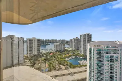 19355 Turnberry Way #26E, Aventura: photo 1 of 30