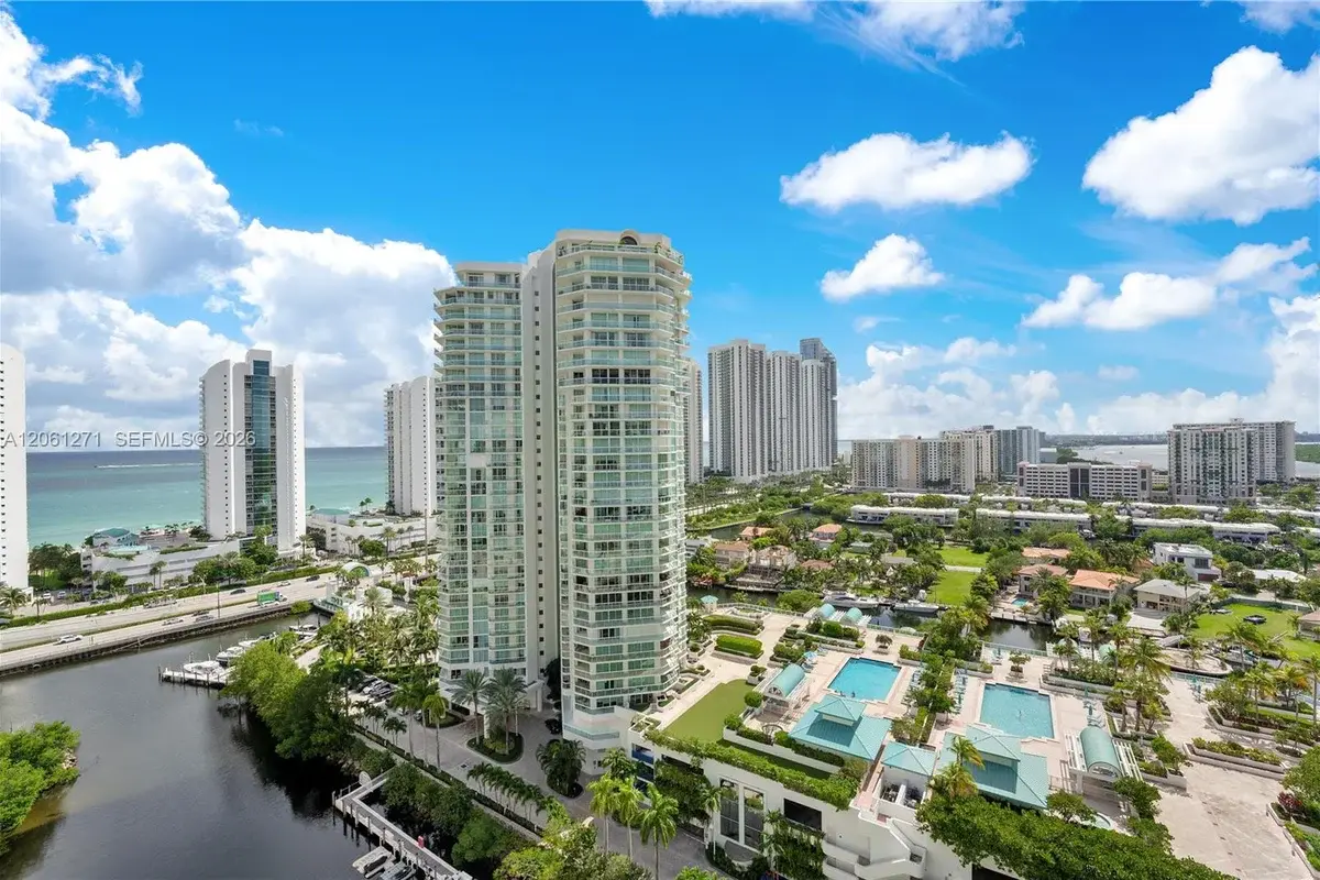 250 Sunny Isles Blvd #3-PH5, Sunny Isles Beach: photo 1 of 19