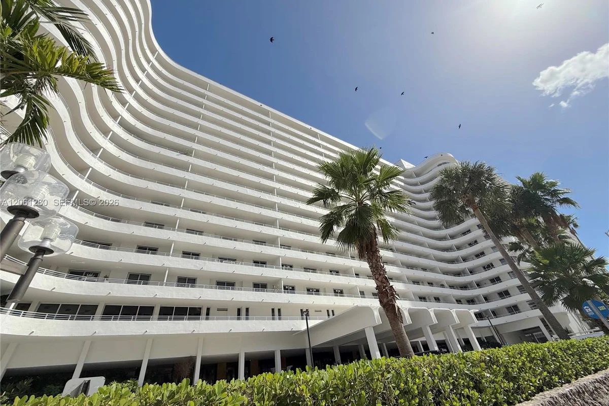 5555 Collins Ave #12C, Miami Beach: photo 1 of 32