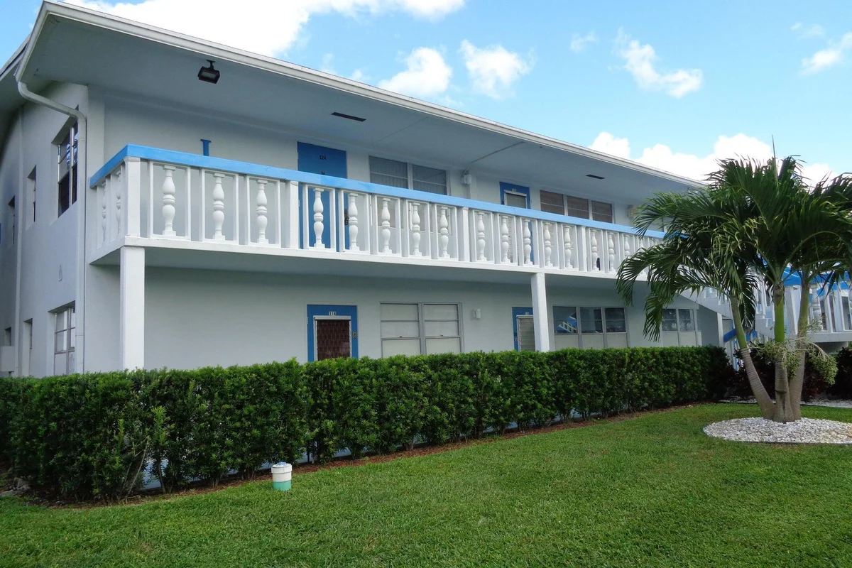 124 Oakridge I, Deerfield Beach: photo 1 of 29